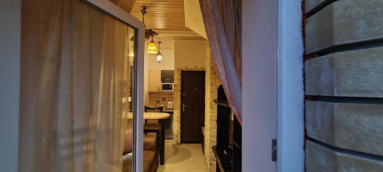 קרמנצ'וג Отель Glove House מראה חיצוני תמונה
