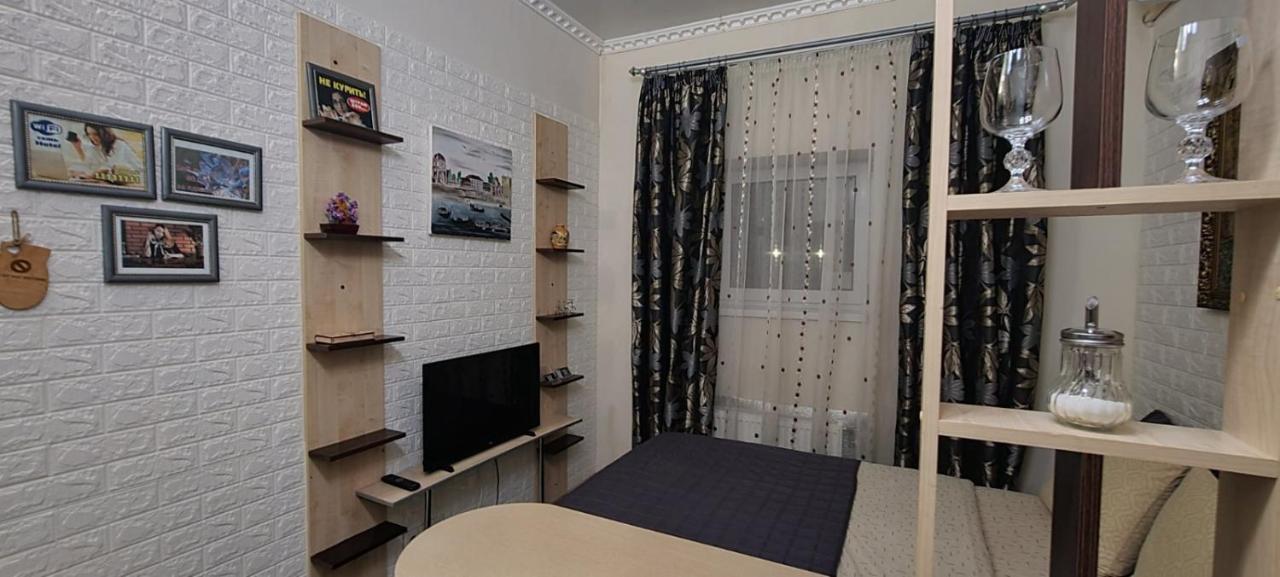 קרמנצ'וג Отель Glove House מראה חיצוני תמונה