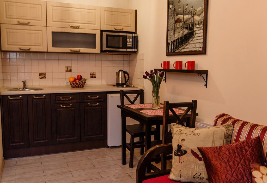 קרמנצ'וג Отель Glove House מראה חיצוני תמונה