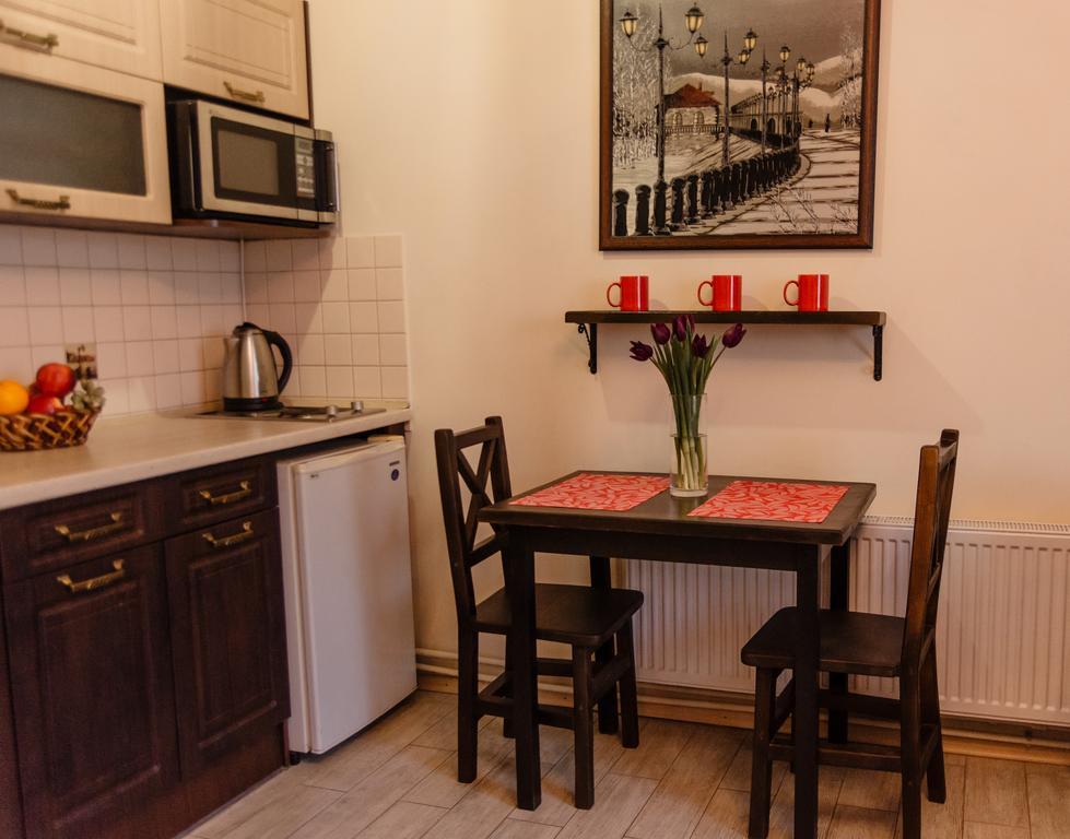 קרמנצ'וג Отель Glove House מראה חיצוני תמונה